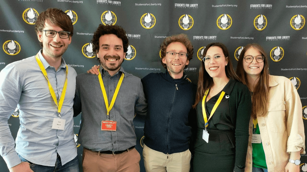 Emanuele Martinelli (center)