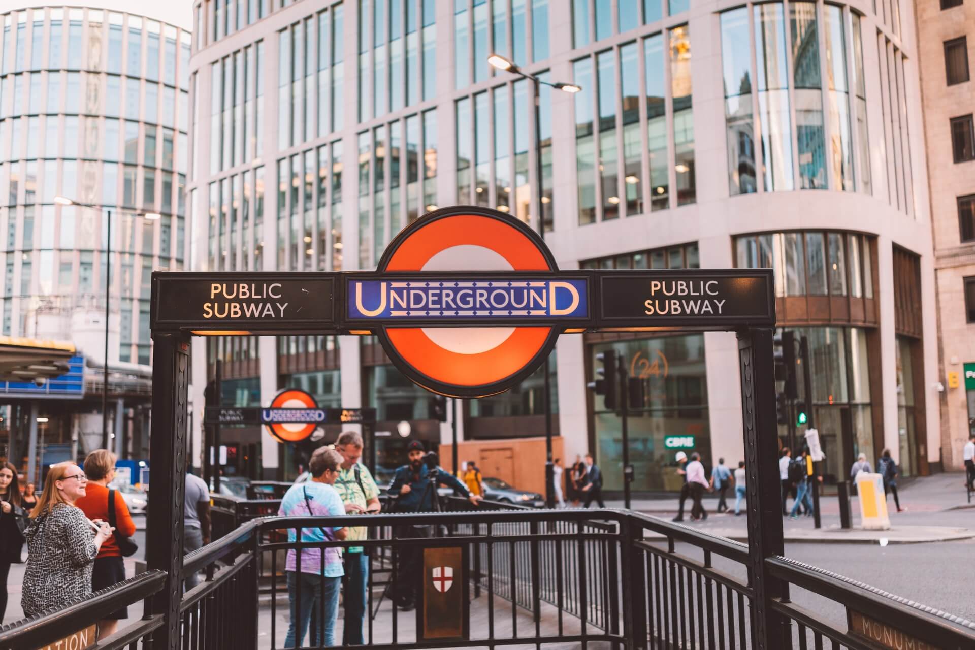 Como a iniciativa privada construiu o metrô de Londres